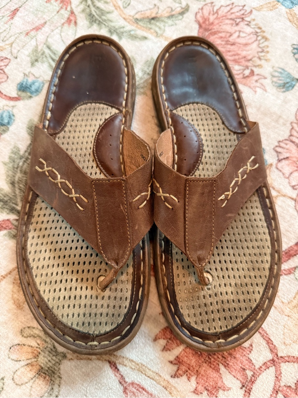 Born Men's Brown Leather Thong Sandals with Contrast Stitching